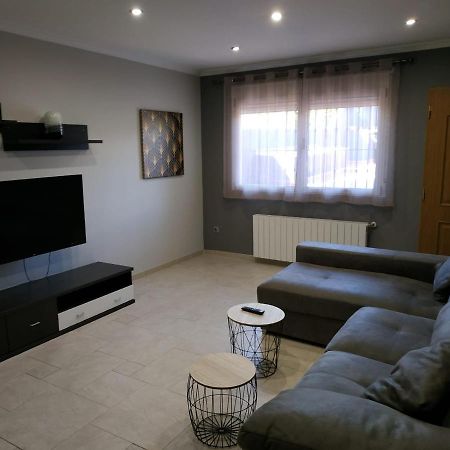 Casa Vacacional Lavernia Кабанес Екстериор снимка